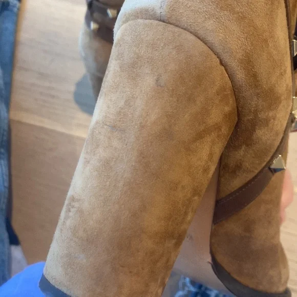 Valentino tan suede Rockstud booties sz. 41.5 - Picture 14 of 14